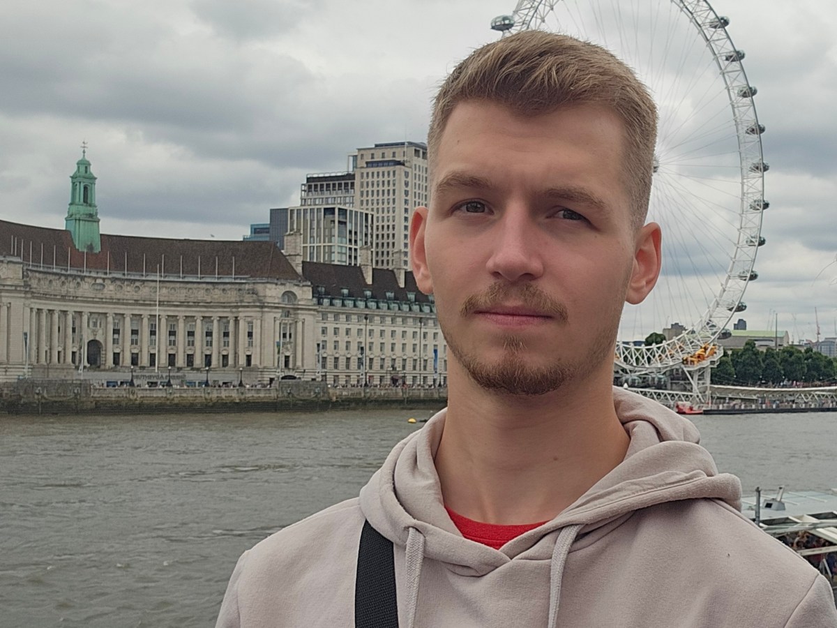 Metrum // Polixénia&nbsp;csókja