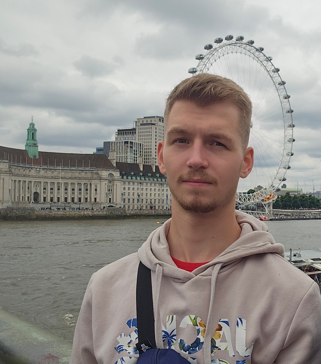 Metrum // Polixénia csókja