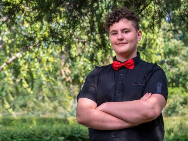 Metrum // Hullámhegy