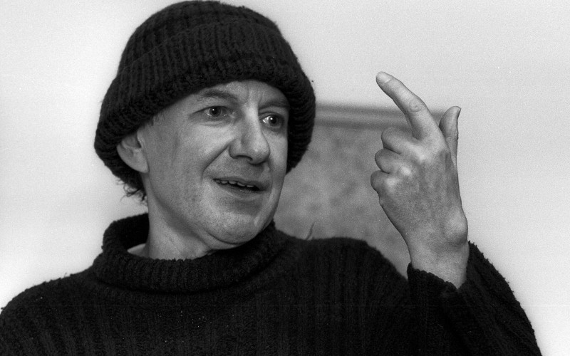 Kisbetű // Verebek a&nbsp;lakásban