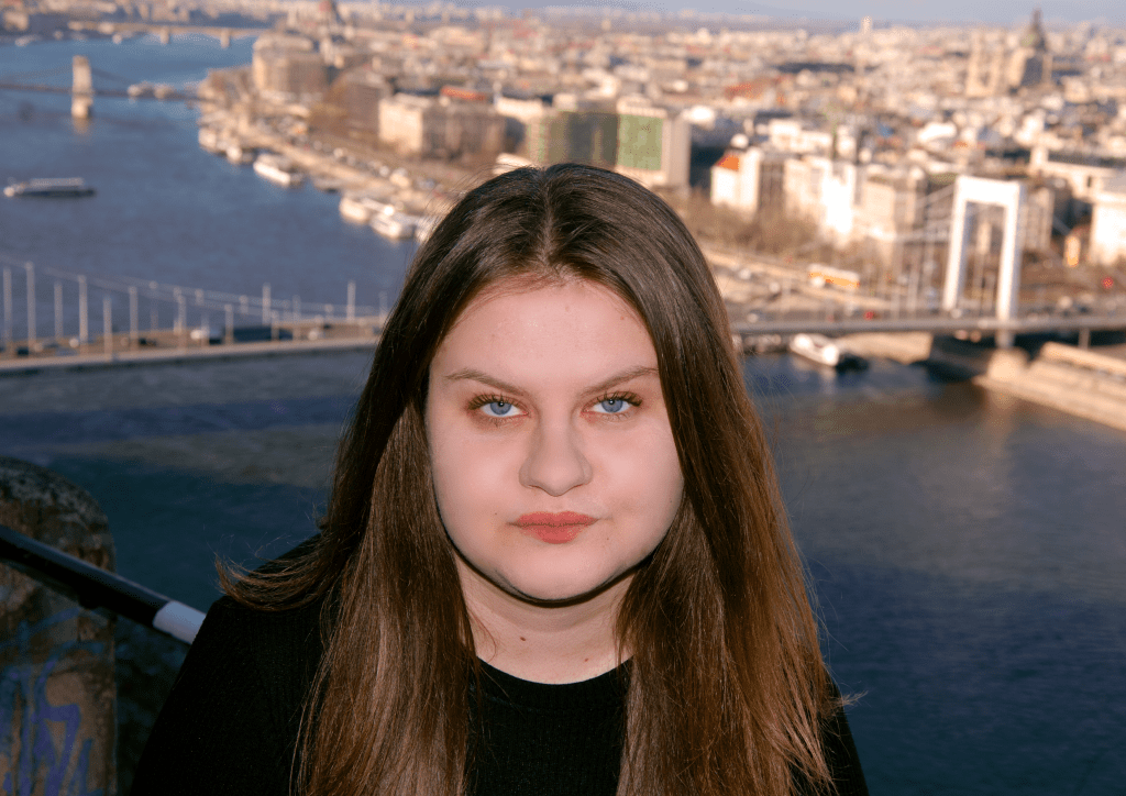 Prizma/Horváth Florencia