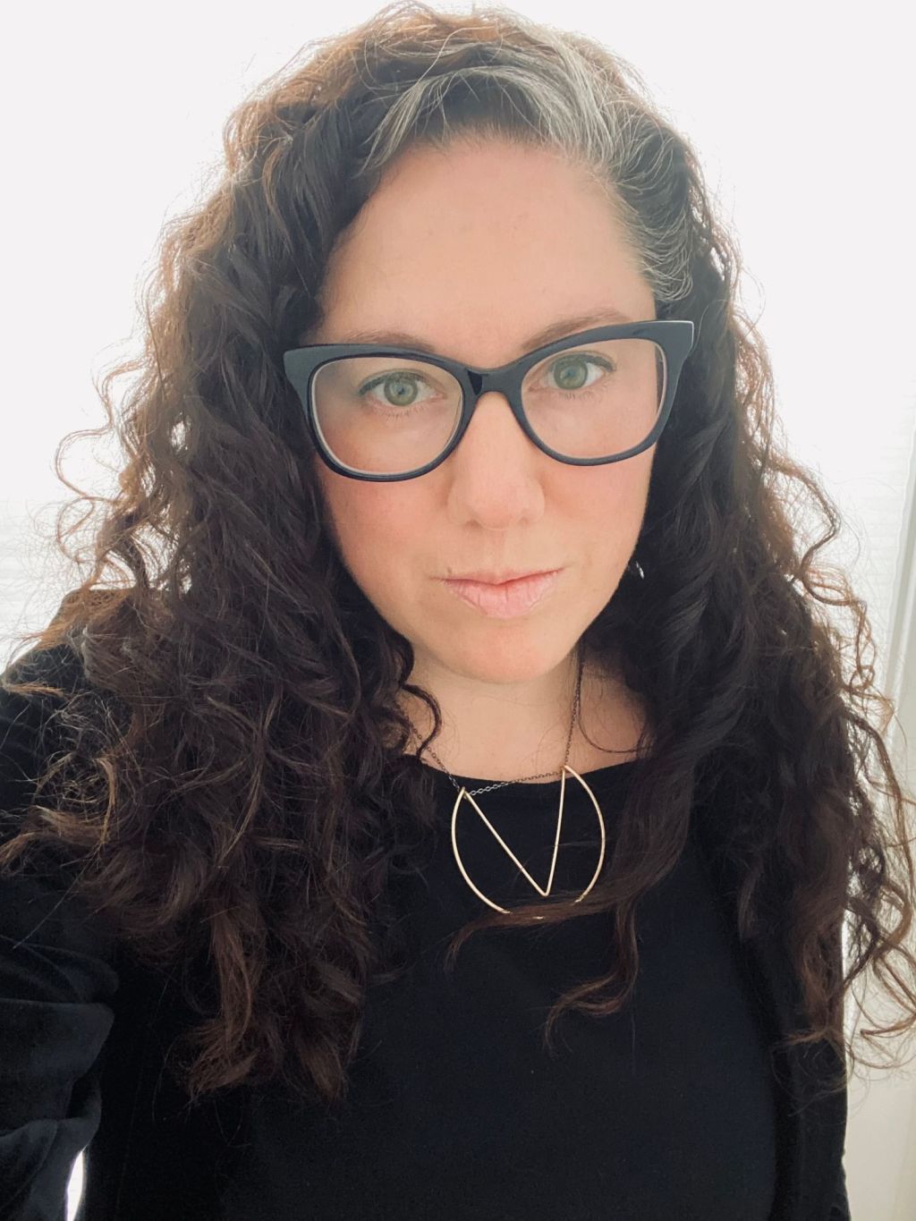 International Corner // Erika Meitner&nbsp;fordítás